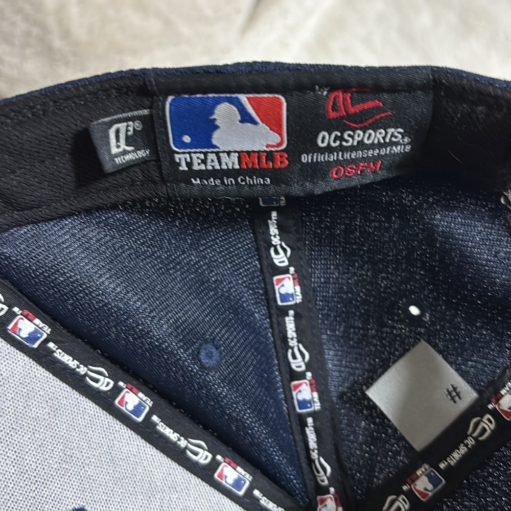 Mariners adjustable hat - Picture 3 of 3